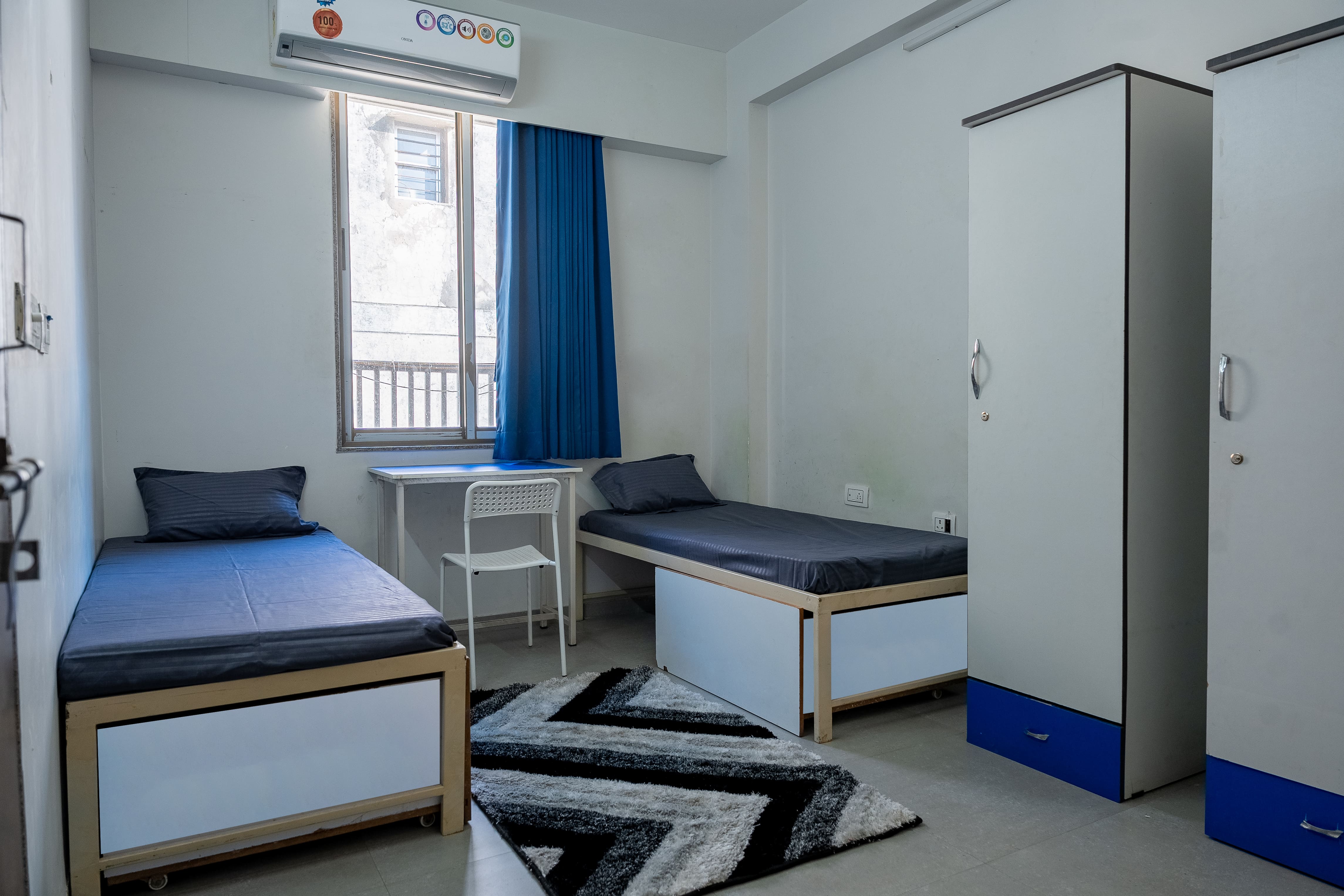 ZSTAYS Room3